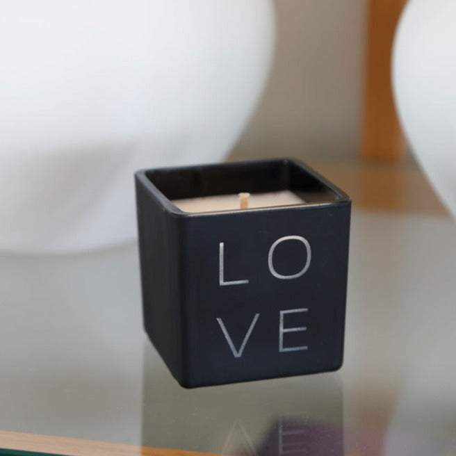 LOVE CANDLE