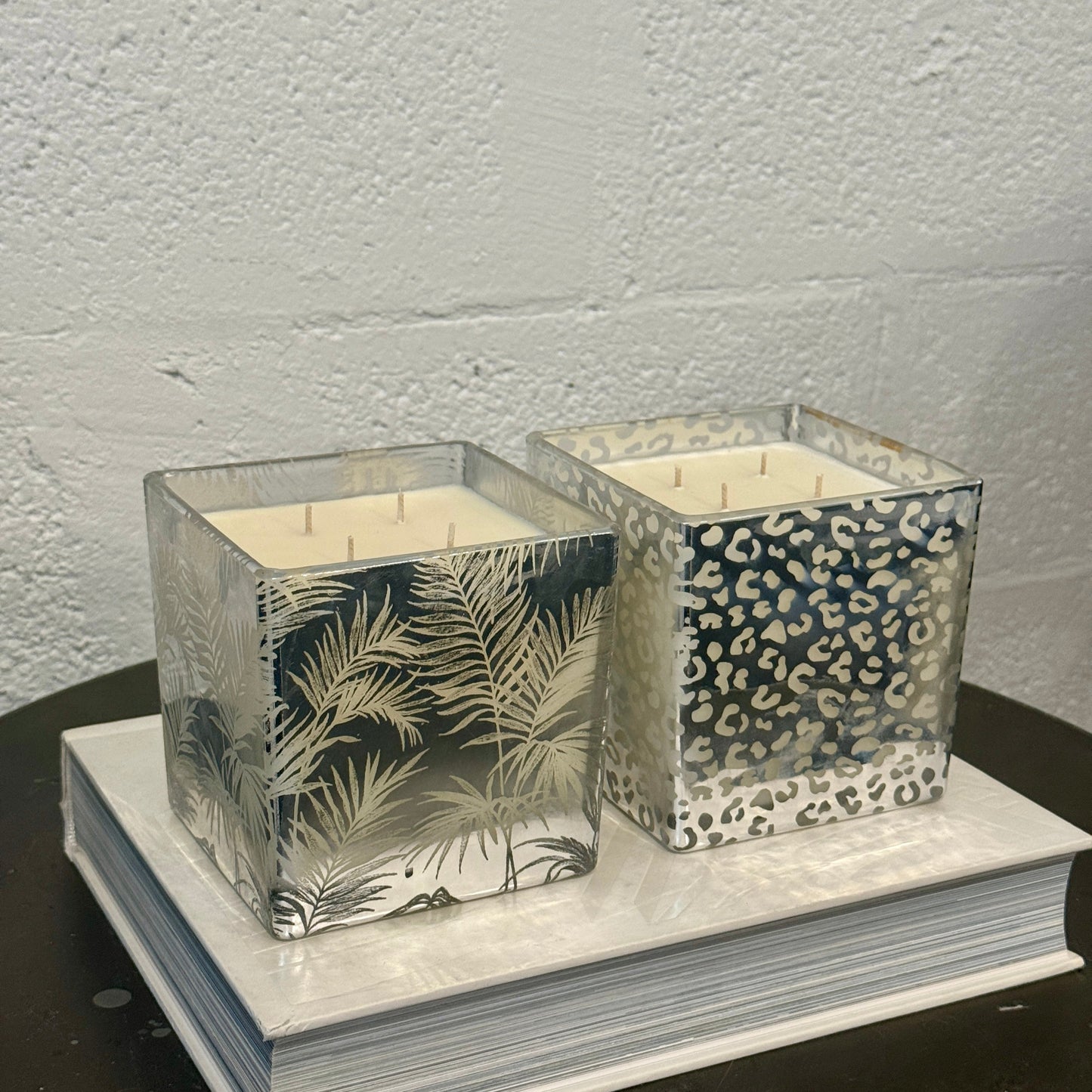 PASS THE PALOMA SILVER METALLIC CANDLE (FACTORY SALE)