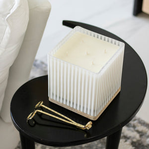 VERTICAL STRIPES CANDLE