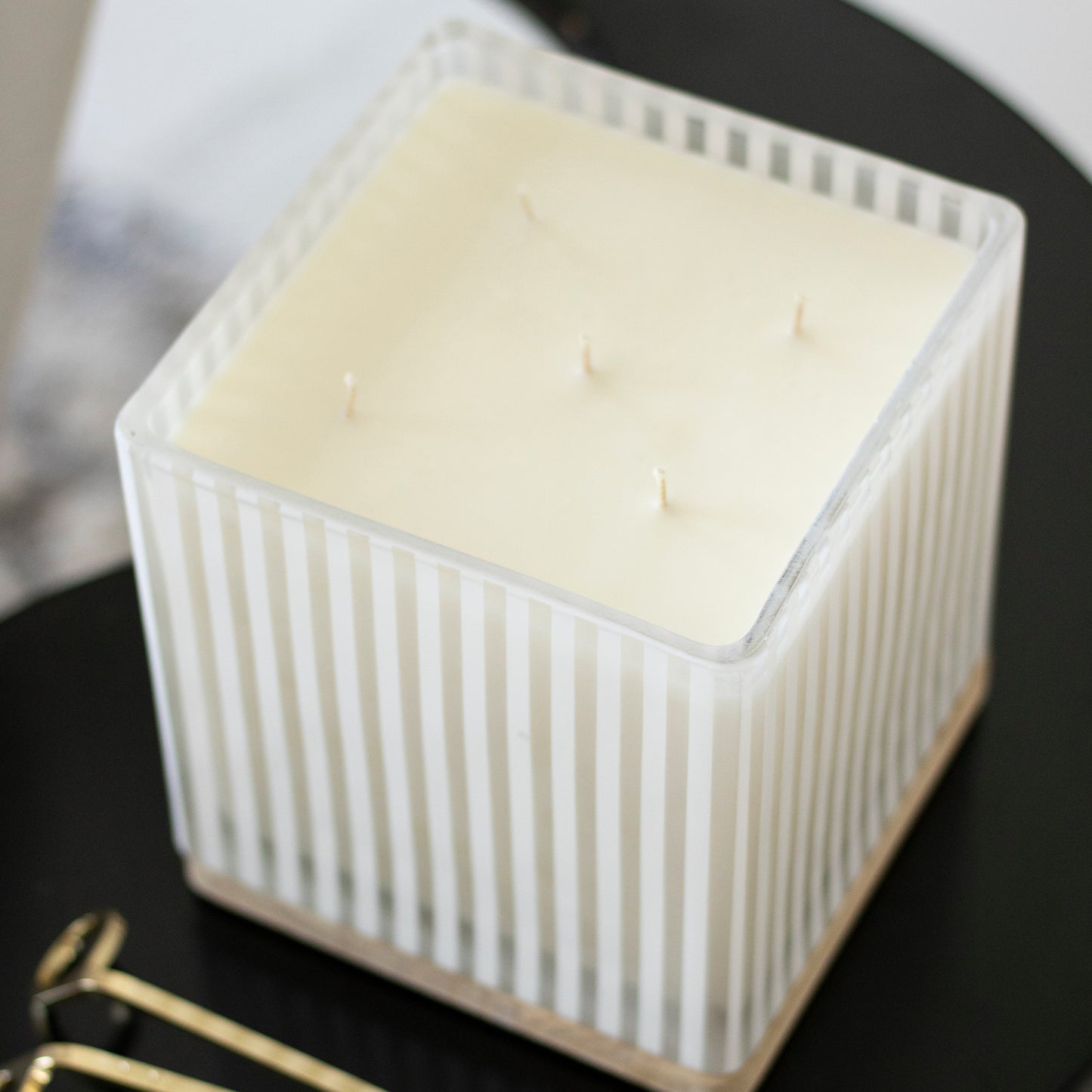 MIAMI SQUEEZE VERTICAL STRIPES CANDLE (FACTORY SALE)