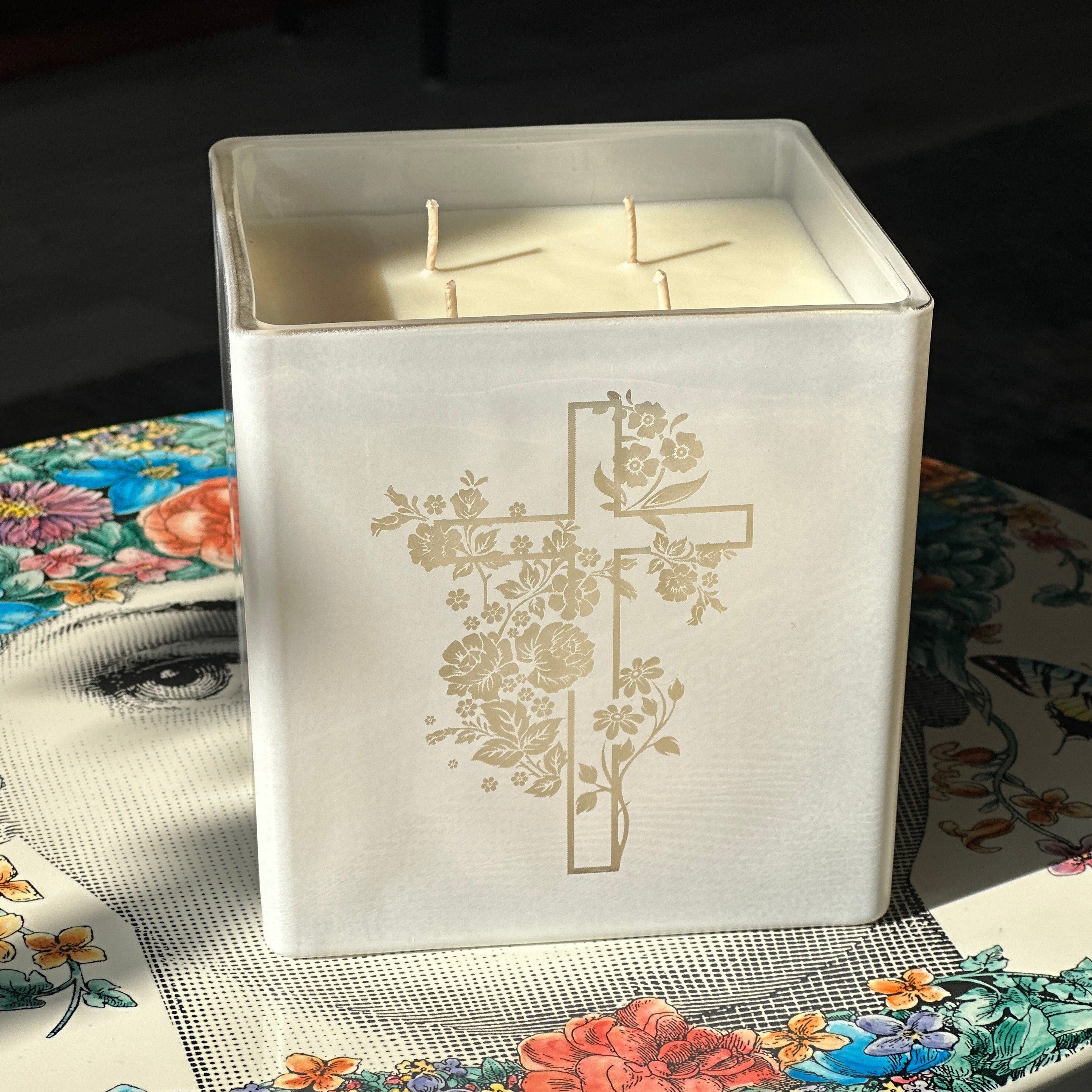 FLOWER CROSS CANDLE