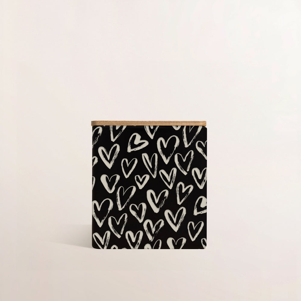 HEARTS PATTERN CANDLE