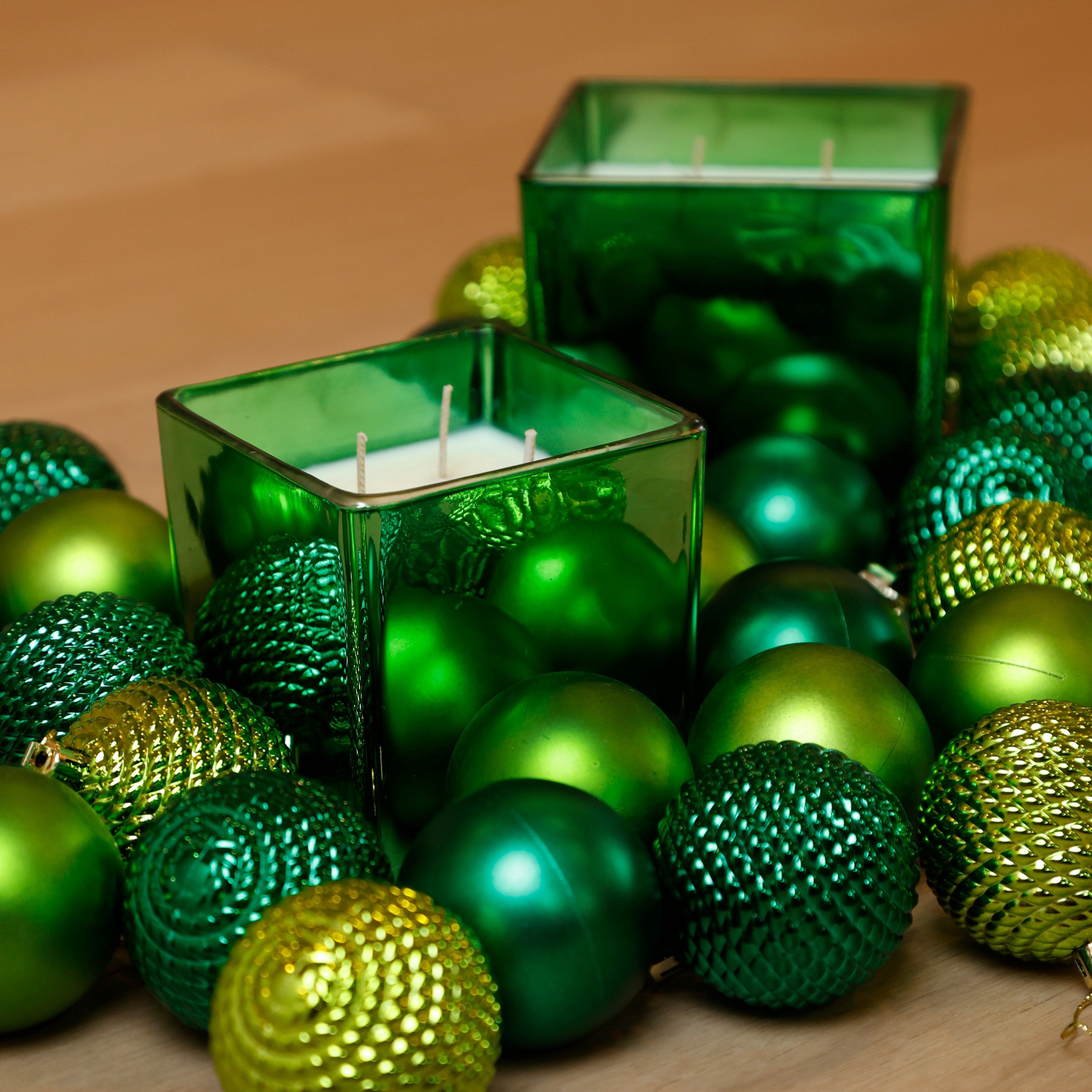 READY TO SHIP METALLIC GREEN CANDLE