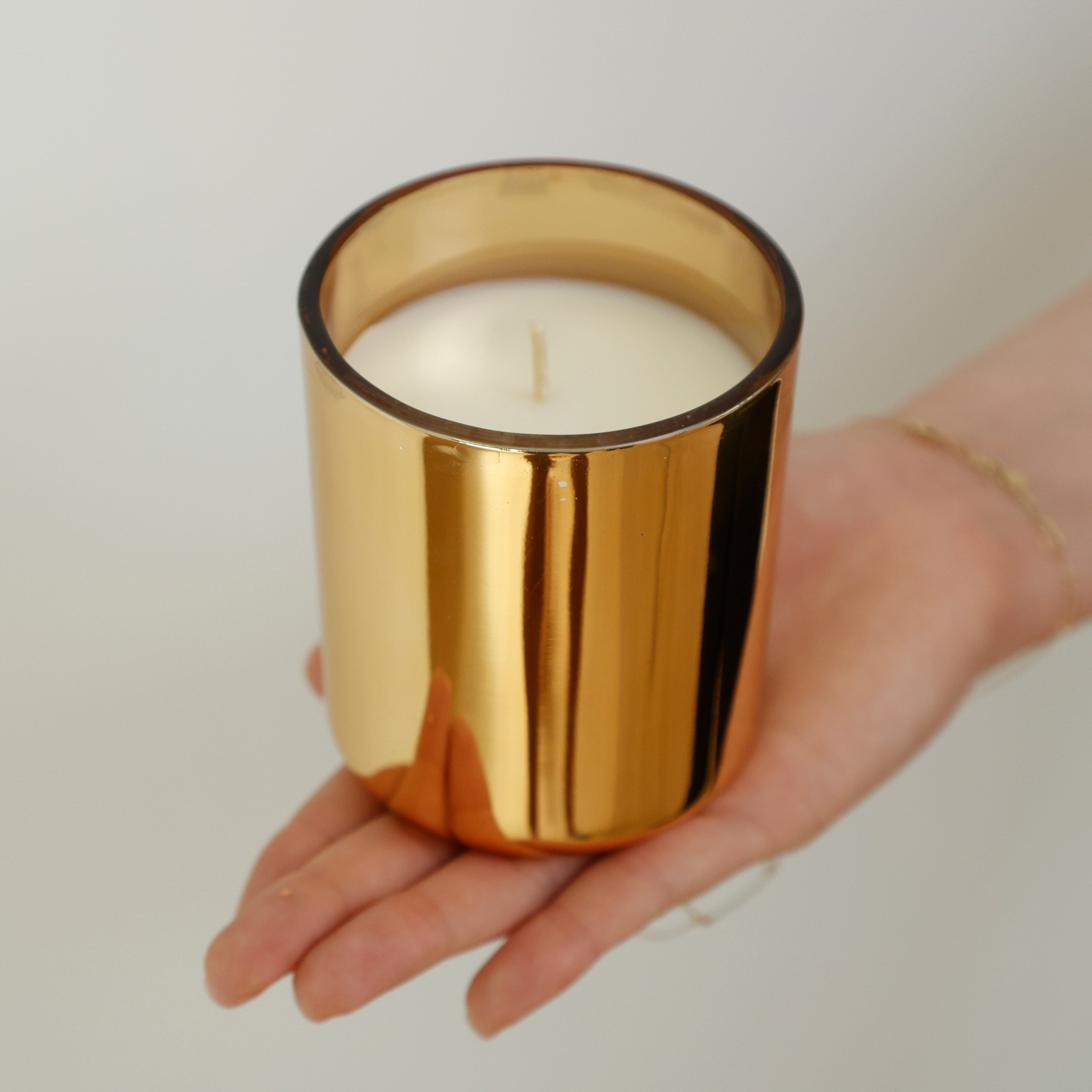 METALLIC GOLD CANDLE