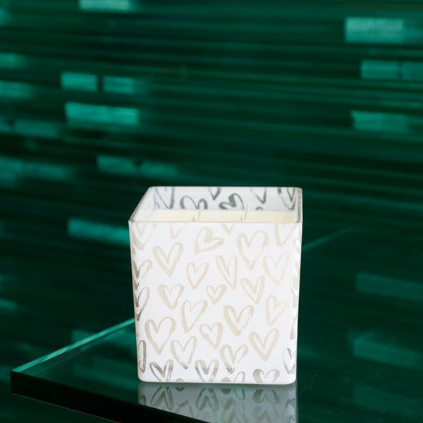HEARTS PATTERN CANDLE