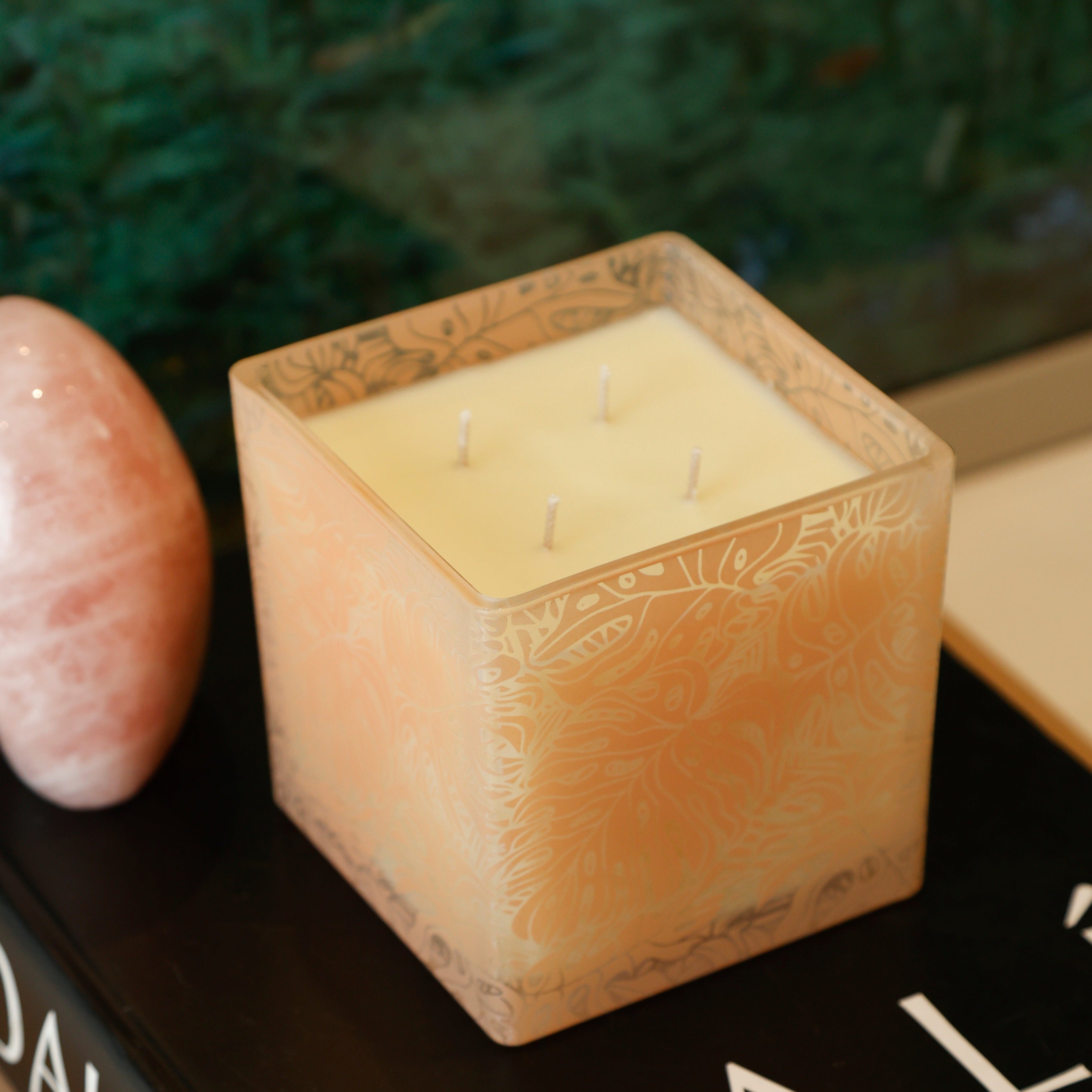 PEACH FUZZ CANDLE