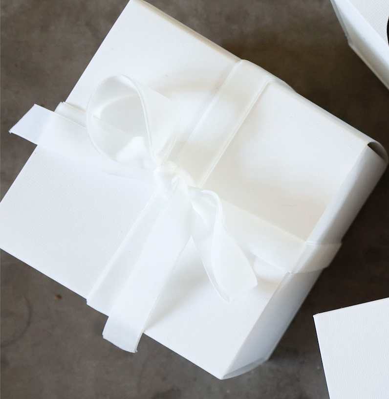 GIFT RIBBON