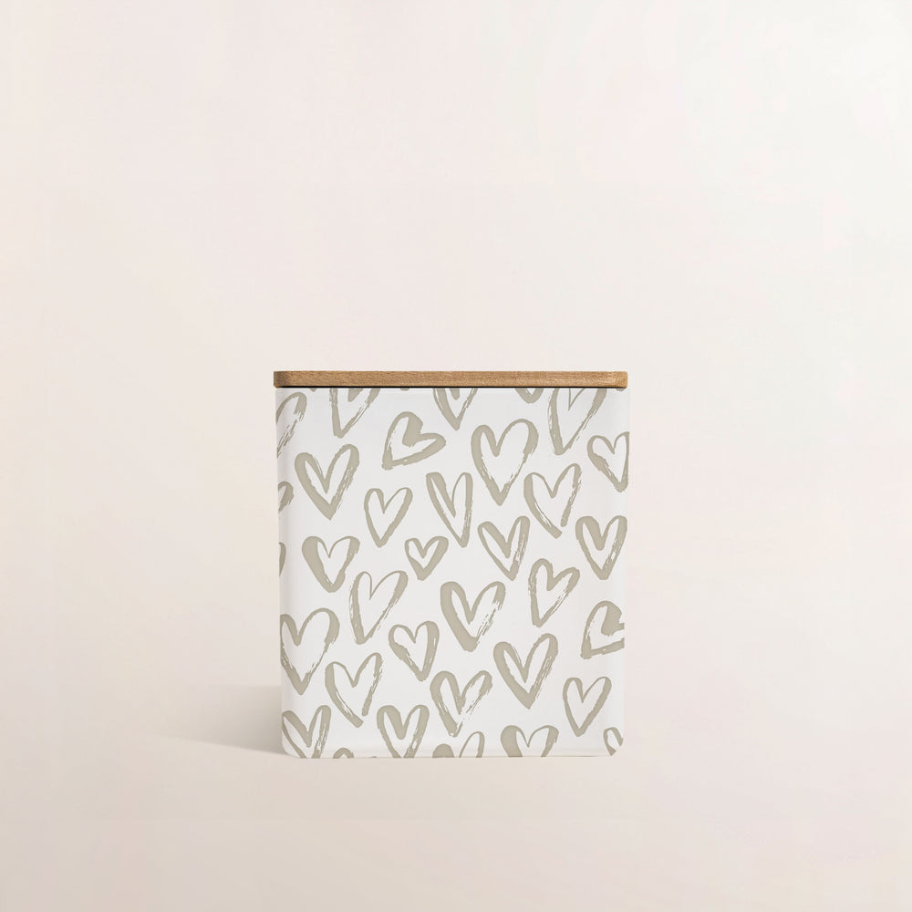 HEARTS PATTERN CANDLE