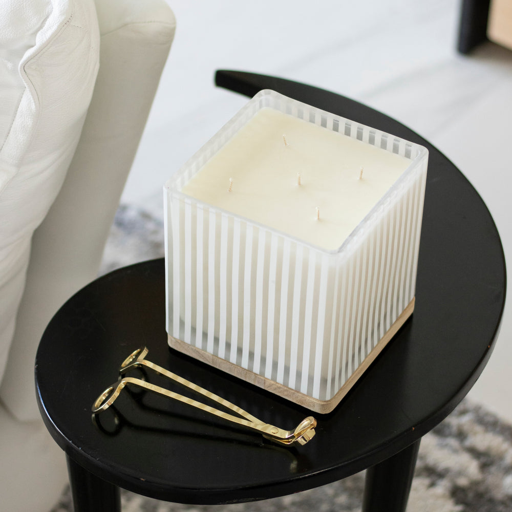 VERTICAL STRIPES JUMBO CANDLE SALE