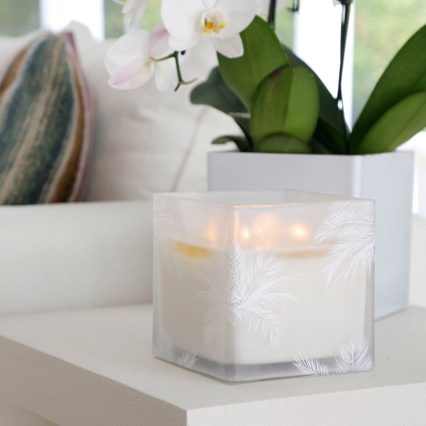 TROPICAL SHADOWS CANDLE