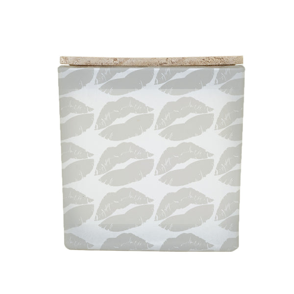 KISSES / BISOUS CANDLE