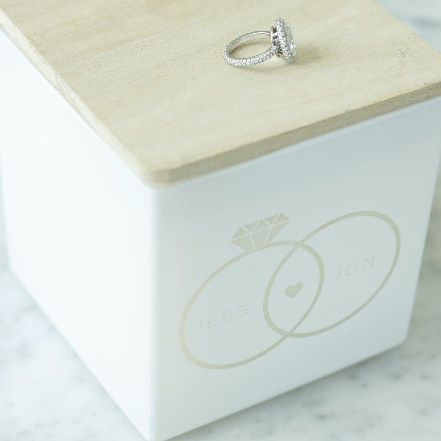 CLASSIC ENGAGEMENT CANDLE