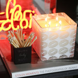 KISSES / BISOUS CANDLE