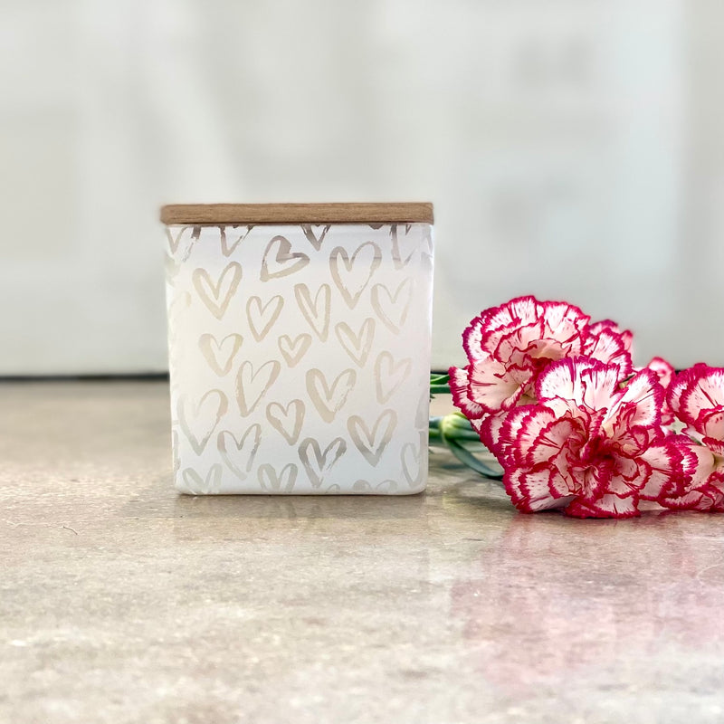 HEARTS PATTERN CANDLE