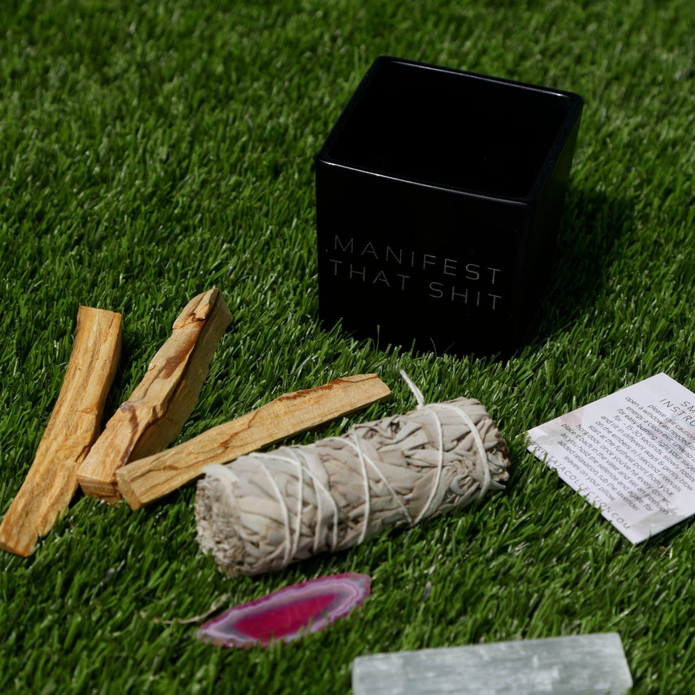 READY TO SHIP MANIFEST SMUDGE KIT
