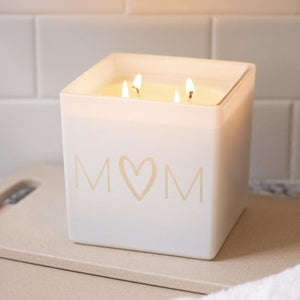 MOM CANDLE