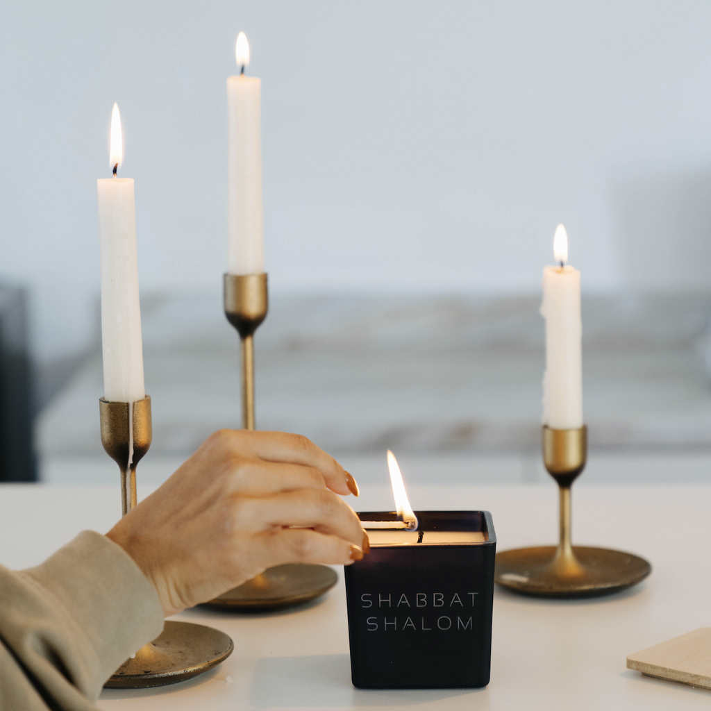 SHABBAT SHALOM CANDLE – TAJA COLLECTION