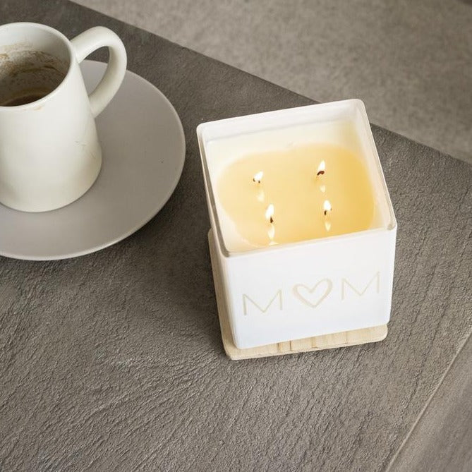 MOM CANDLE